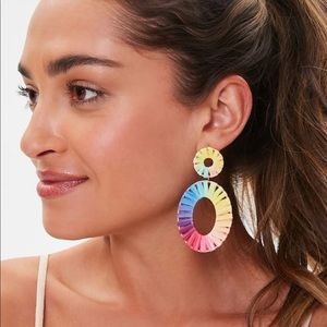 NWOT Rainbow Drop Earrings 🌈
